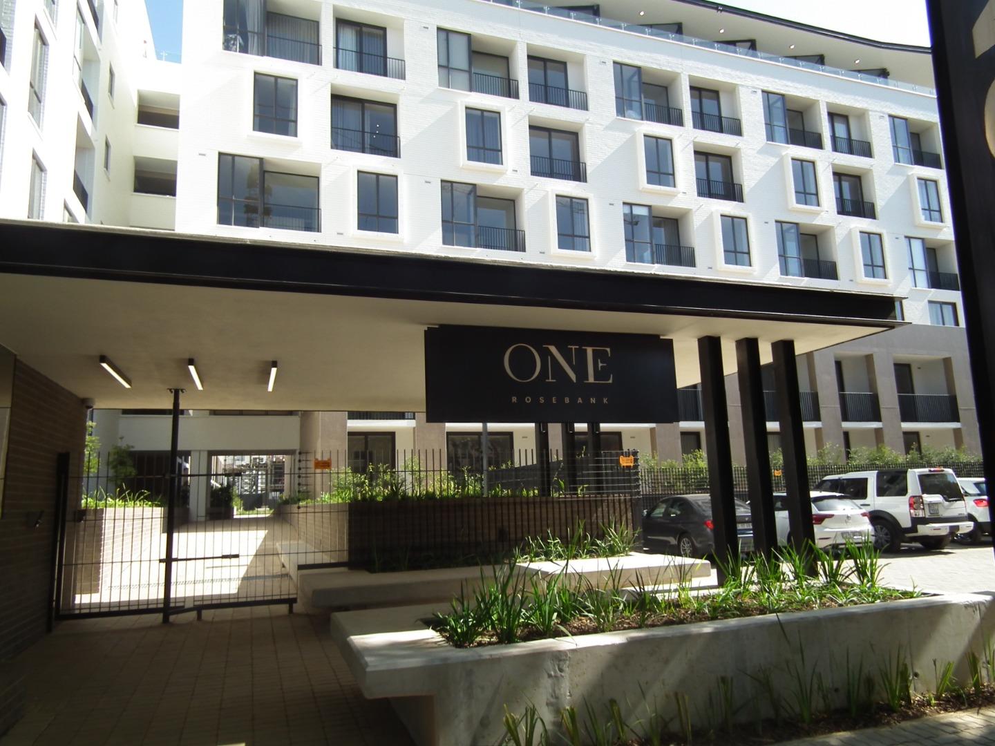 750879_ONE_Rosebank_235_camera_photos_002.JPG